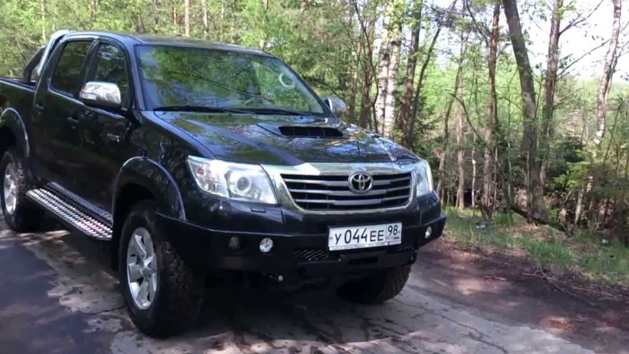 Задний бампер hilux