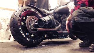 Harley Davidson EVO 1340 with drag pipes sound