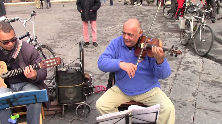 Rom Draculas - Incredible street musicians in Flor...