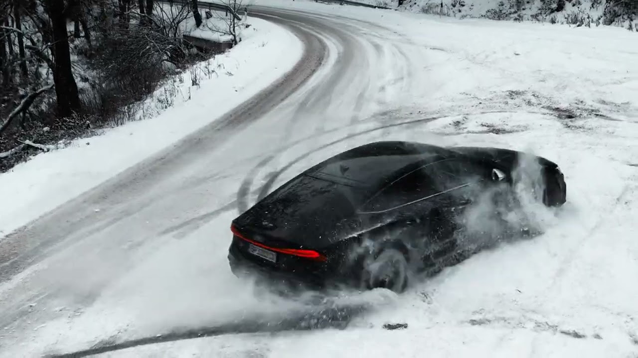 AUDI S7 PLAYING WITH THE SNOW | VRATSA, BULGARIA