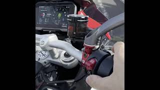 Ducati Multistrada V4S Sport: Terminale Slip-on Akrapovic vs Scarico exhaust completo Akrapovic