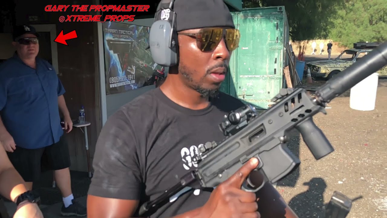 Colin Noir and the SigSauer MPX Copperhead