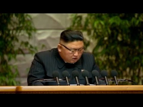 Kim Jong-un preside una reunión militar en un momento de creciente tensión