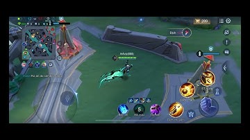 team bạn chạy tán loạn khi gặp violet bắn quá đau