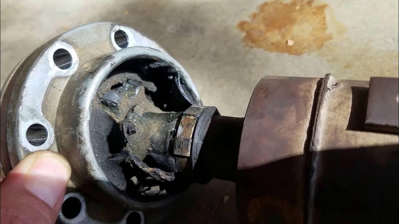 Lifted Jeep Wrangler JK driveshaft CV joint...common failure - YouTube