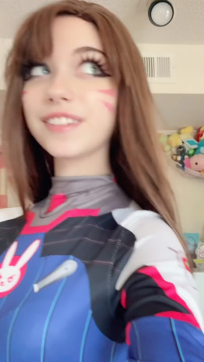 DVA cosplay!