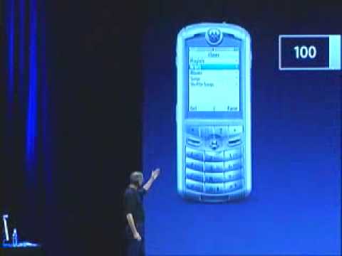 Steve Jobs presents the iTunes Phone
