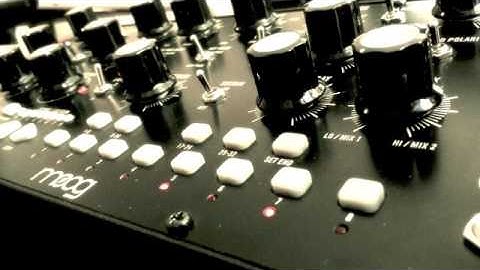 Moog Mother 32 - "The Things That Matter" (ambient impro)