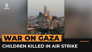 Video captures moment of deadly Israeli air strike on Gaza refugee camp | AJ #Shorts