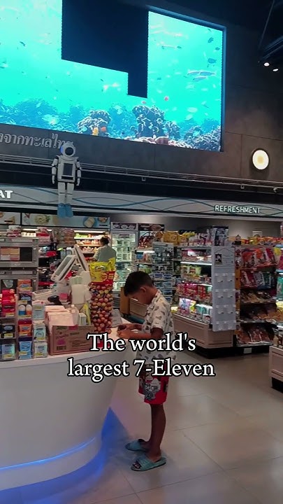 World s Largest 7 Eleven In The World pattaya 7eleven thailand world-s-largest-7-eleven-in-the-world-pattaya-7eleven-thailand