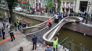 Worlds First 3D-Printed Steel Footbridge Unveiled In Amsterdam