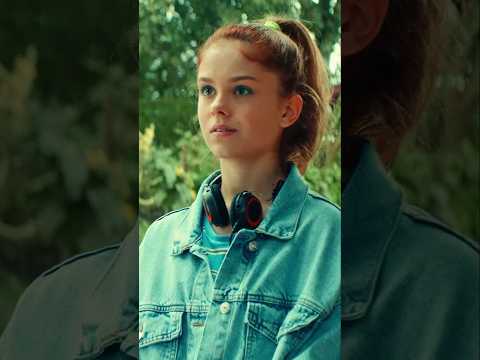 Деревенские парни нарвались на городскую | #кино #сериал #shorts