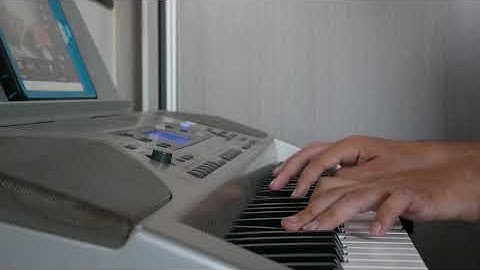 Thumbnail of "מאושרים" - לירן דנינו ונועה קירל | קאבר באורגן