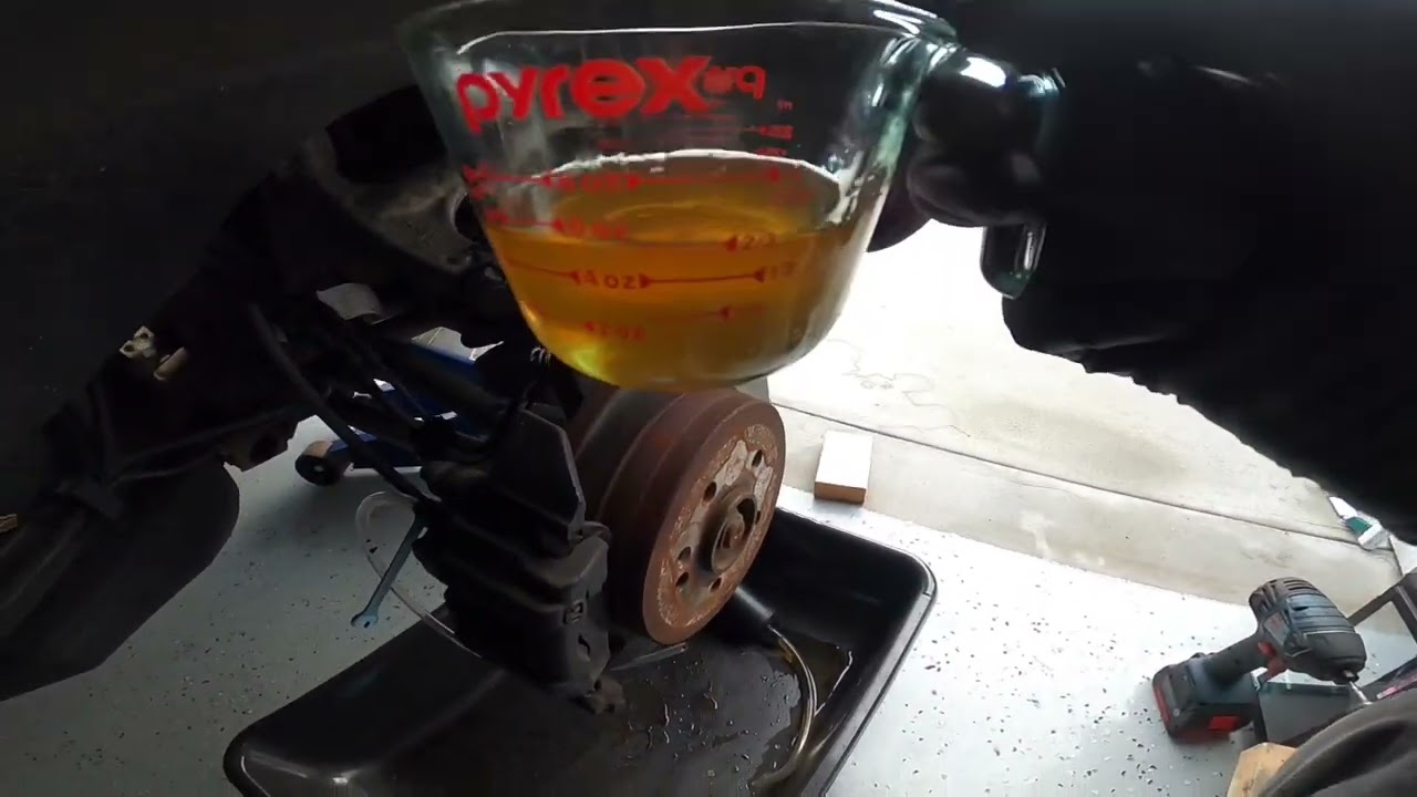 Mercedes Ml350 W163 brake bleeding tips