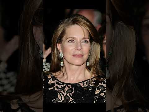 Queen Noor Earrings Shorts Queen Fashion Earring Jewellery Royals LoveyouFashion 