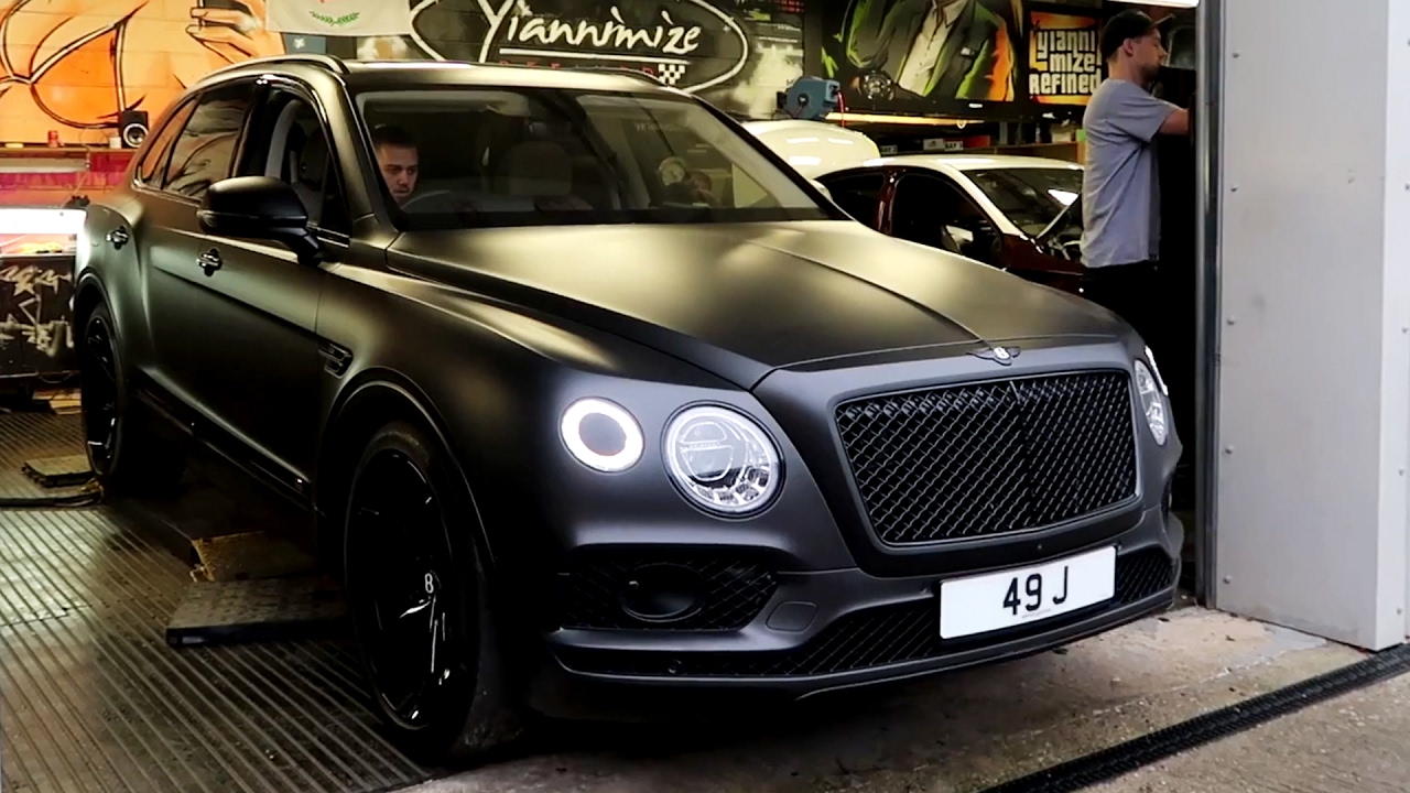 Bentley Bentayga First Edition Wrapped In Satin Black