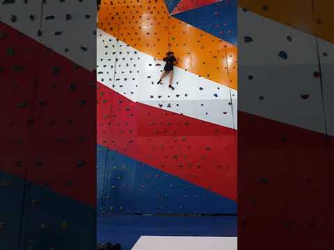 1 Tăng Bạt Hổ - Trò leo núi (part 1) - tại Jump arena Tăng Bạt Hổ