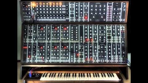 Electronic music synthesizer and sequencing extended mix.