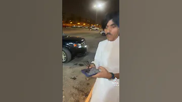 فهودي احبكم جاه واحد يطقطق عليه 