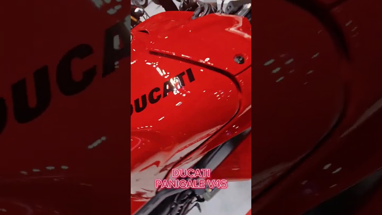 #PanigaleV4S