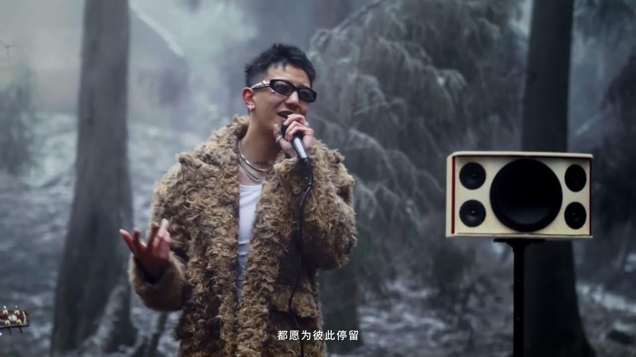 Watch CashTrippy《玄鳥》Music Video on YouTube Watch CashTrippy《玄鳥》Music Video on YouTube