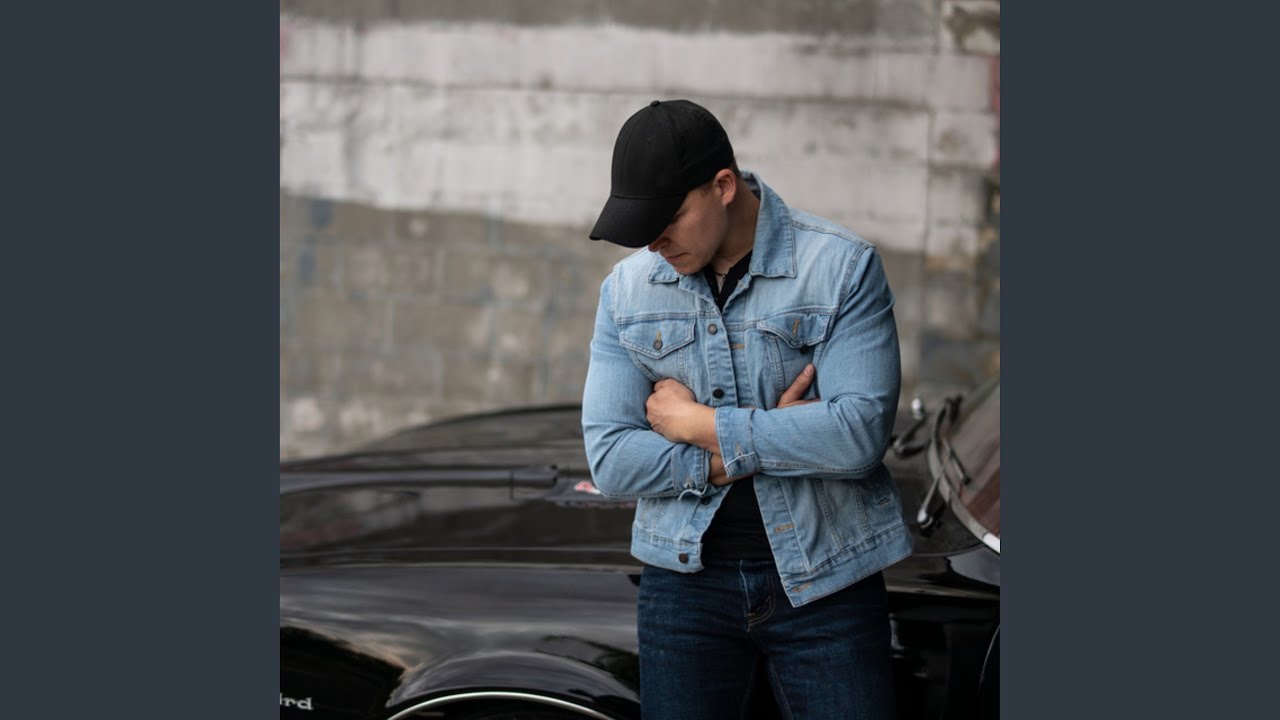 在 YouTube 上观看 One of Those Songs 在 YouTube 上观看 One of Those Songs