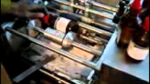 Semi Automatic Wet Glue Labeling Machine