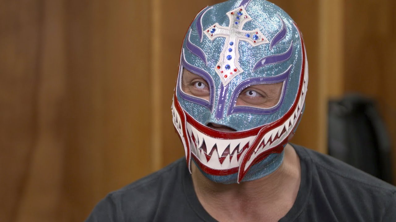 Rey Mysterio Celebrates The 30th Anniversary Of His Debut Match Wwe Exclusive April 30 19 Youtube