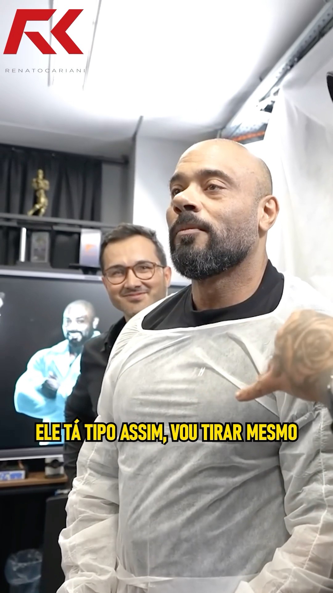 BALESTRIN ARRANCOU O DENTE DO TOGURO! ? #renatocariani #juliobalestrin #toguro #maumauzk #dentista