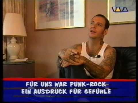 Social Distortion Mike Ness interview Wah Wah Spec...