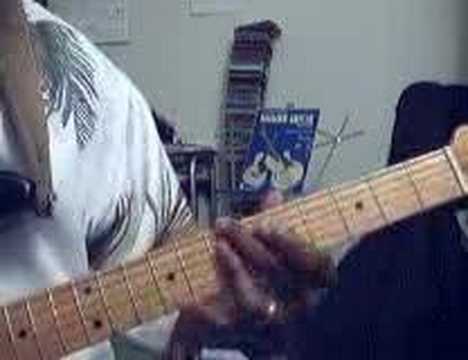 Bobby Griffin Jr. playing some chords (Spanky Alfo...