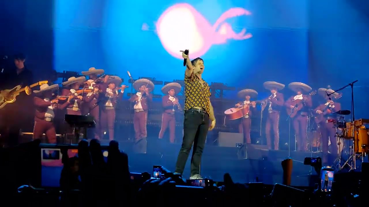 Foster The People – Pumped Up Kicks con Mariachi Oro de América (Live in CDMX 2025)
