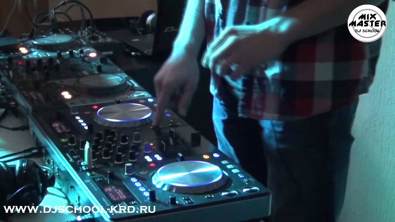 Школа диджеинга. Диджей Краснодар. DJ Краснодар. Диджей Краснодар дранки.