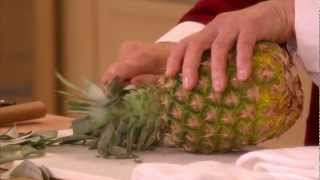 Martha shares the tricks to creating a pineapple party presentation,
one of essential homekeeping how-tos in her "20 more things everyone
should know" se...