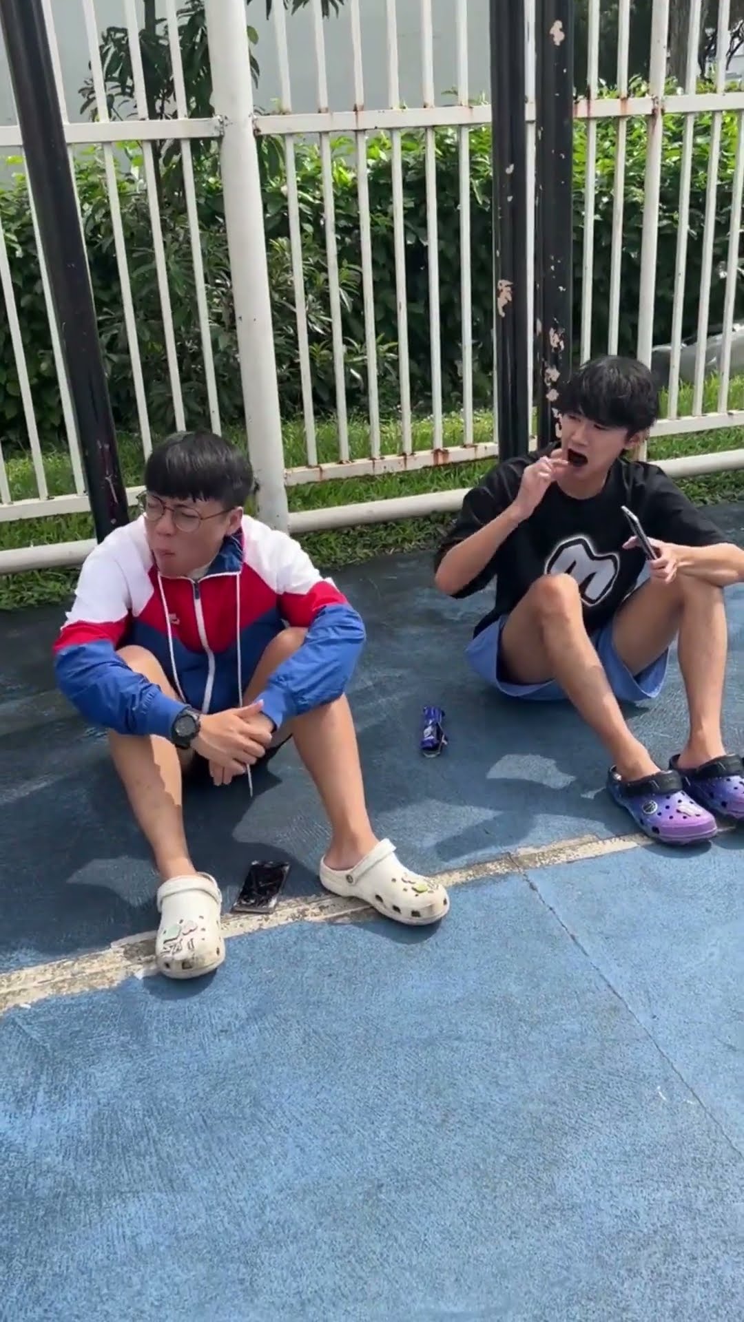 Eating FRIENDS BISCUITS Be Like... #shorts #mingweirocks