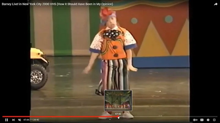 Julie Sing and Dance to "Fum, Fum Fum"