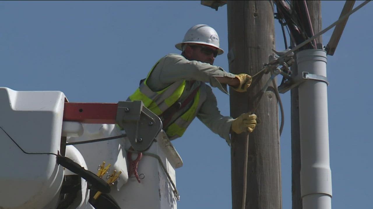 Crews working to fix power outages in Homedale after storm knocks down
