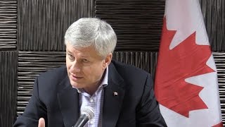 Canadian Prime Minister Stephen Harper calls the Liberals economic plan “all unicorns and rainbows”