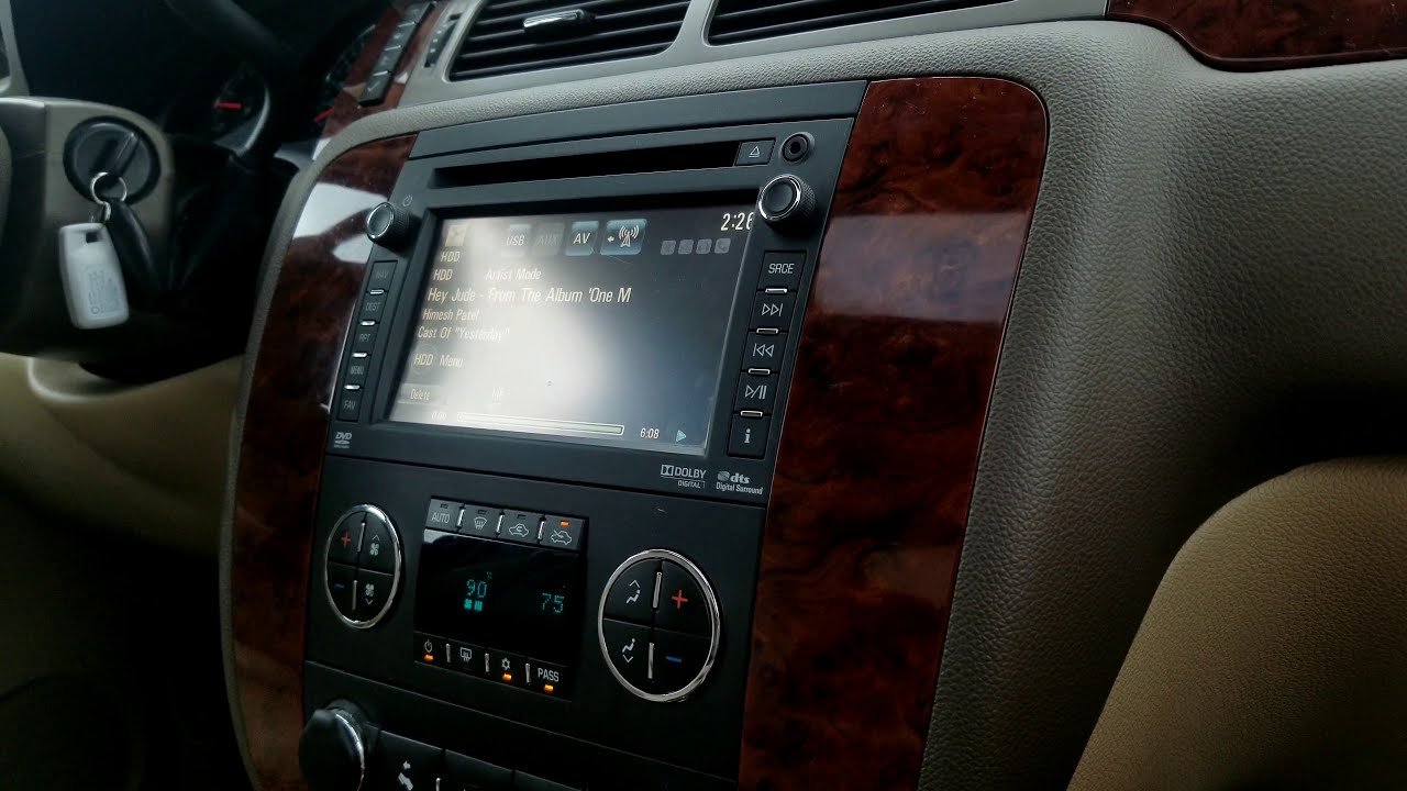 2013 Chevy Avalanche Bose Speakers Sound Test!!
