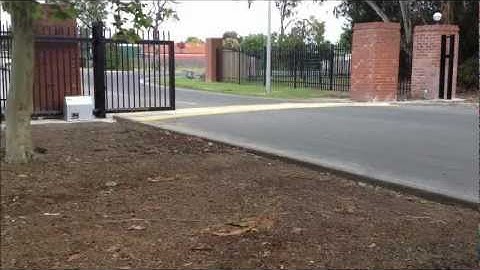 GLOBAL ACCESS - FAAC C850 2000kg FAST Sliding Gate Operator