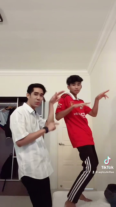 DUO JOGET TIKTOK KELAKAR 🤣
