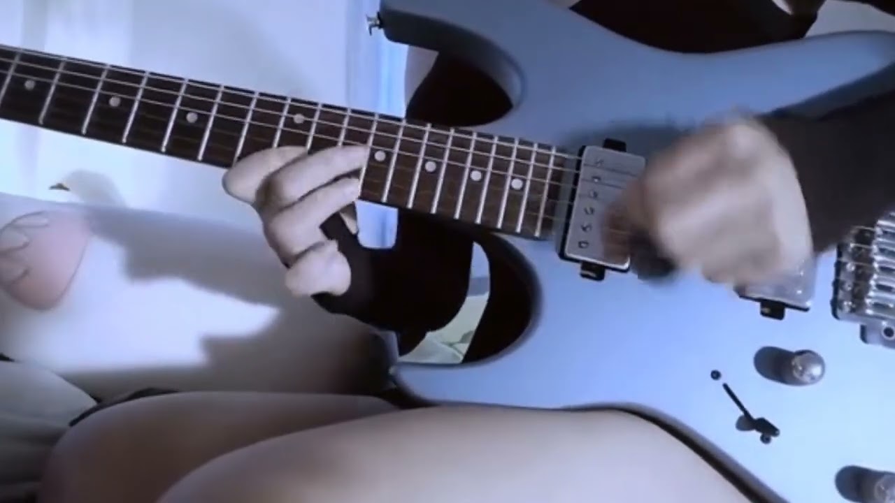 Not just a guitar lesson – learn tricks that will change your playing forever!