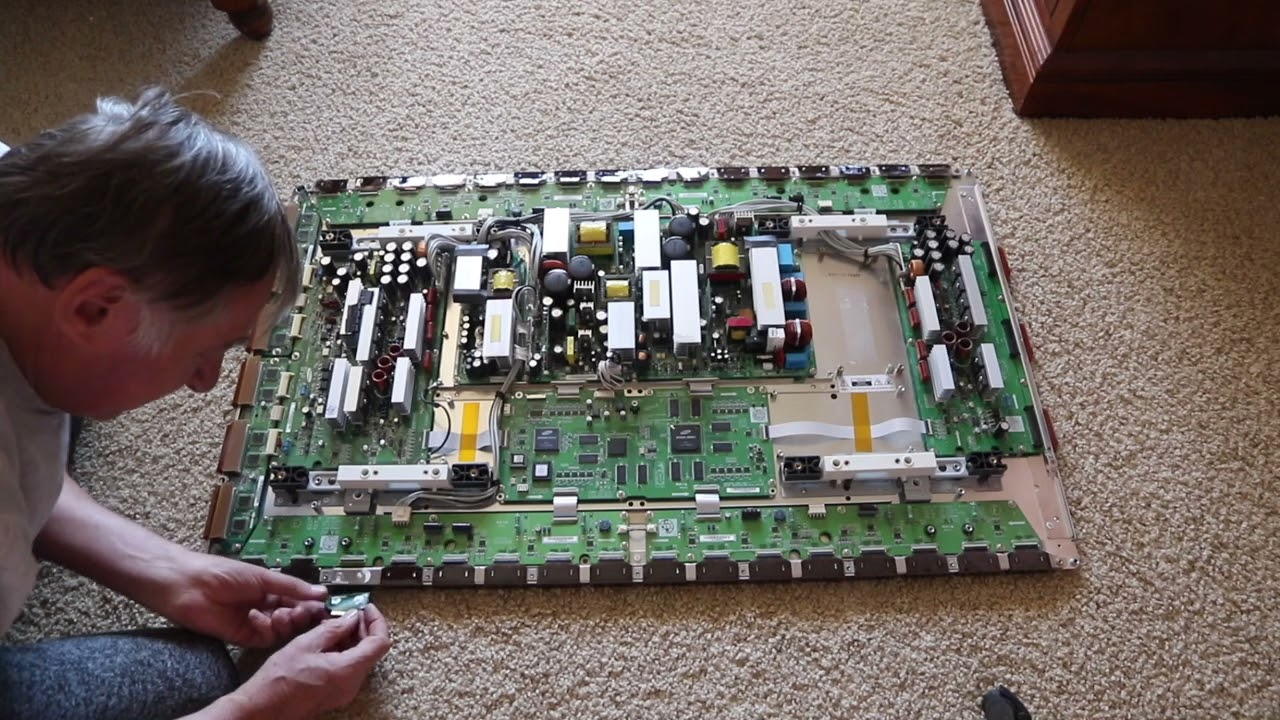 Disassembling my old Philips flat screen plasma TV.