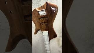 #headlessbass #woodworking Let's get to the varnishing because there's still a lot to do!!!