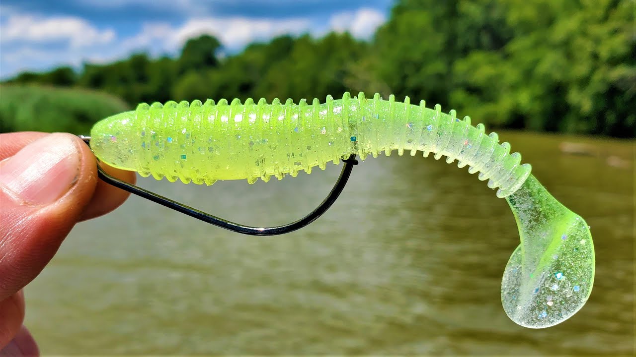 Swimbait Fished Weightless & Weedless (Simple & Effective)