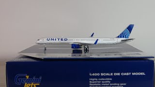 DISAPPOINTING GeminiJets United Airlines Boeing 757-300 Model Unboxing & Review