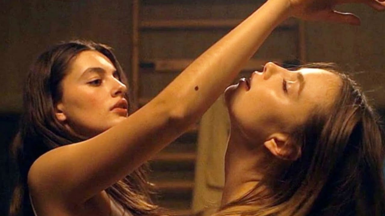 Dos bailarinas de ballet compiten por un contrato | Película Lésbica | Amor Arcoiris