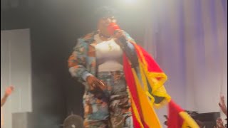 Grace Ashly Performs LIVE on Onua Showtime with McBrown | Black Stars Cheer Song 2026 [Full Squad]