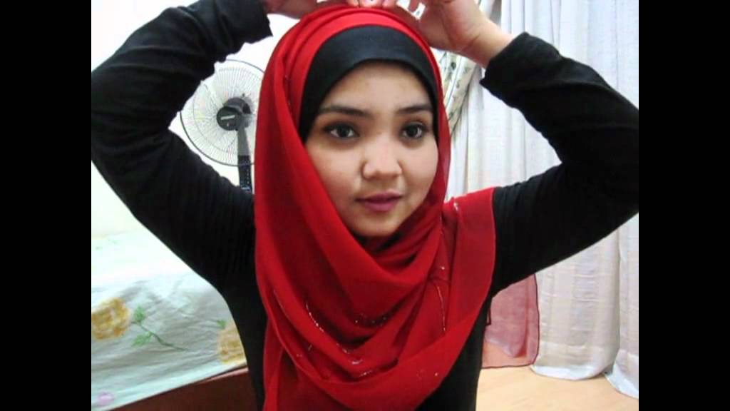 Square Scarf Tutorial Reddish Rounded Scarf YouTube square-scarf-tutorial-reddish-rounded-scarf-youtube