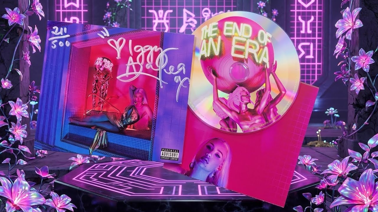Iggy Azalea　The End of an Era　直筆サイン入りCD Iggy Azalea - The End of an Era Signed CD Unboxing - YouTube